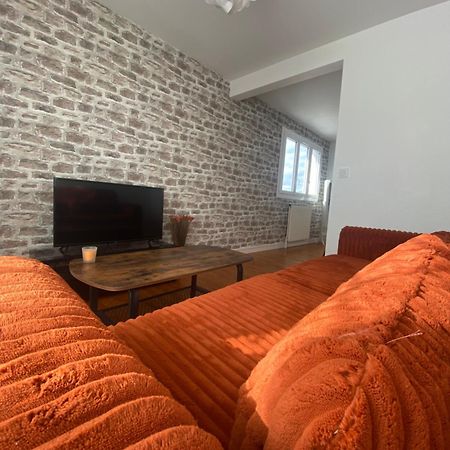 Appartement Spacieux Et Chaleureux - 4Pers - Refait A Neuf - Parking Privatif - Proches Axes, Commerces Et Services - Check In 24-24 Lempdes Exterior foto